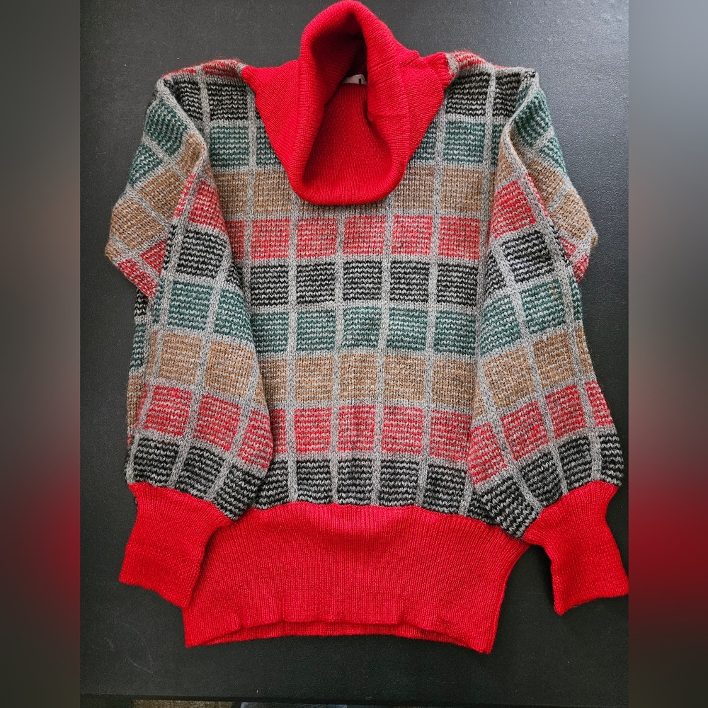 VTG NWOT - "Hark" Cowl Neck Wool Sweater - Size L